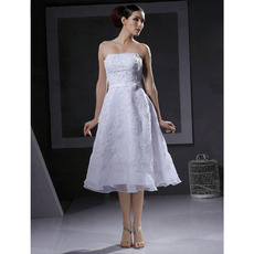 Discount A-Line Strapless Knee Length Short Petite Wedding Dresses