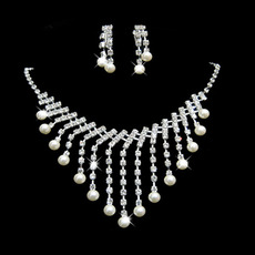 Crystal and Pearl Earring Necklace Set Wedding Bridal Jewelry Collection