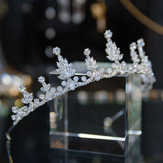 Alloy with Rhinestone Wedding Tiara/ Headpieces for Brides