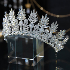 Alloy with Rhinestone Wedding Tiara/ Headpieces for Brides