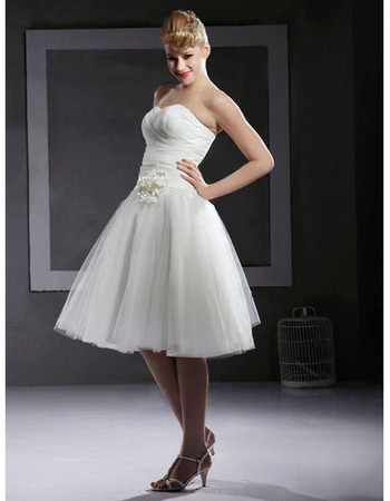 Custom A-Line Sweetheart Sleeveless Knee Length Short Wedding Dresses