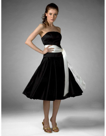 Vintage A-Line Strapless Short Black Bridesmaid Dress with Sash