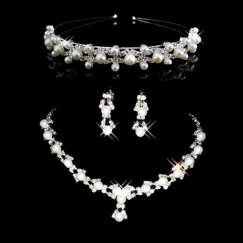 Crystal and Pearl Earring Necklace Tiara Set Wedding Bridal Jewelry Collection