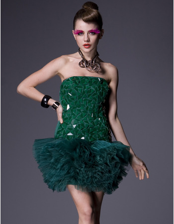 Chic Column Short Holiday Dresses/ Green Strapless Homecoming Dresses