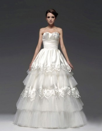 Winter A-Line Sweetheart Floor Length Tiered Wedding Dresses