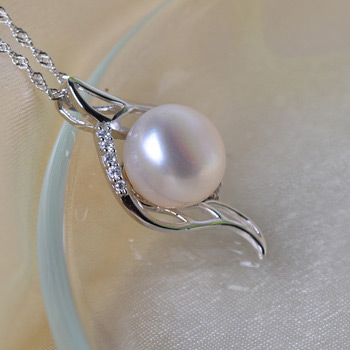 Discount White 11 - 12mm Off-Round Freshwater Natural Pearl Pendants