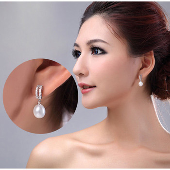 Inexpensive White 8-9mm Round/ Drop Freshwater Natural Pearl Earring Set