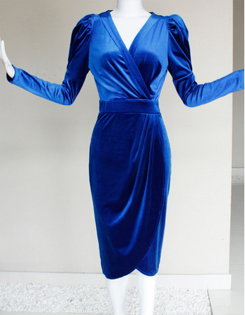 Long Sleeves Short Velvet V-Neck Mother of the Bride/ Groom Dresses