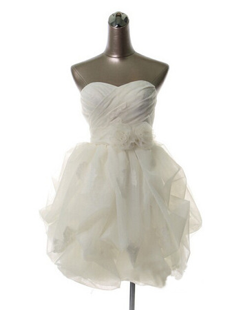 Affordable Elegant Sweetheart Short Organza Homecoming Dresses