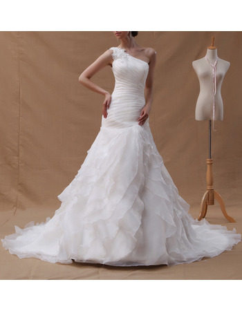 One Shoulder Court Train Chiffon Pleated Wedding Dresses