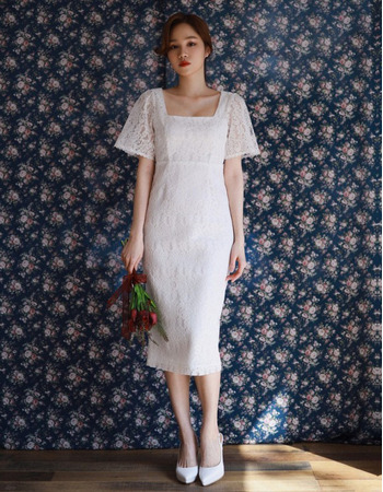 Custom Sheath Knee Length Lace Wedding Dresses with Short Sleeves