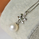 Stunning White Round 8 - 11mm Freshwater Natural Pearl Pendants