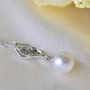 Inexpensive White Round 9mm Freshwater Natural Pearl Pendants