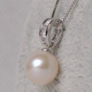 Gorgeous White Round 8.5-10.5mm Freshwater Natural Pearl Pendants