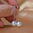 Stunning White 8-9mm Round Freshwater Natural Pearl Earring Set